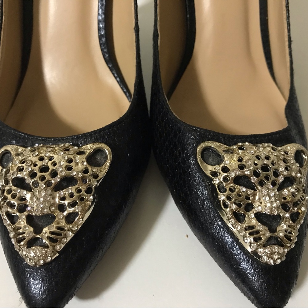 Thalia Sodi Black and Gold Heels Size 6 - Picture 2 of 9